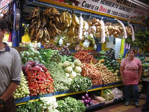 A market in Feria, Costa Rica. [Photo by Tom Roberts]